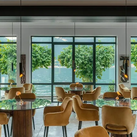 Musa Di Otel Sala Comacina